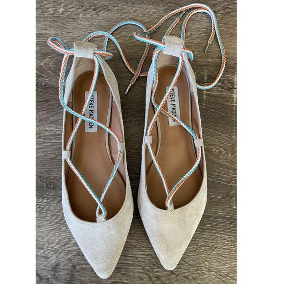 Steve Madden Shoes - NWOT Steve Madden Suede Flats